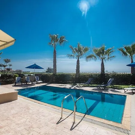 Aspro Enas - Stunning 3 Bedroom Ayia Thekla With Private Pool And Sea Views Villa